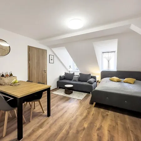 Katrin 1 Apartamento *